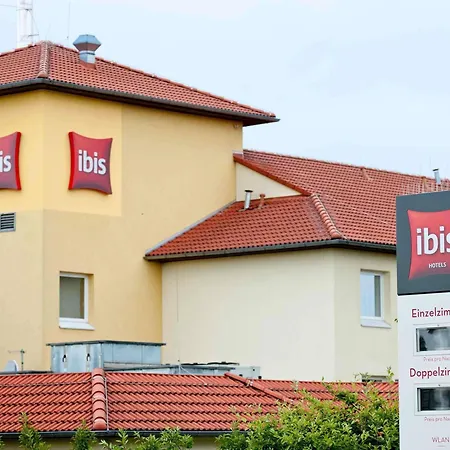 Ibis Hotel Koeln Airport-3